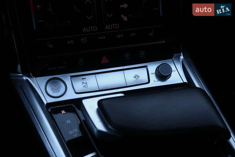 Позашляховик / Кросовер Audi e-tron 2019 в Києві