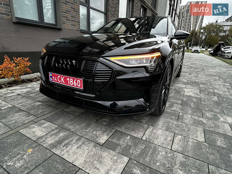 Внедорожник / Кроссовер Audi e-tron 2019 в Львове