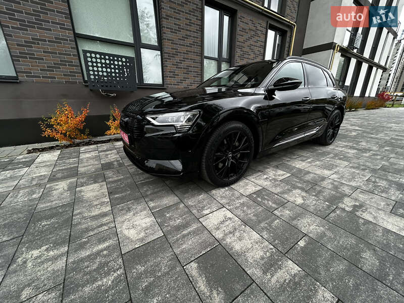 Внедорожник / Кроссовер Audi e-tron 2019 в Львове