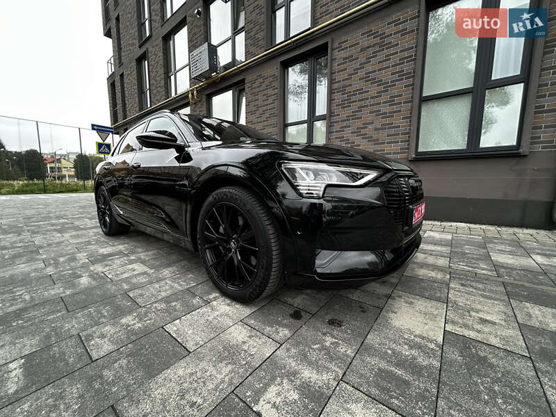 Внедорожник / Кроссовер Audi e-tron 2019 в Львове