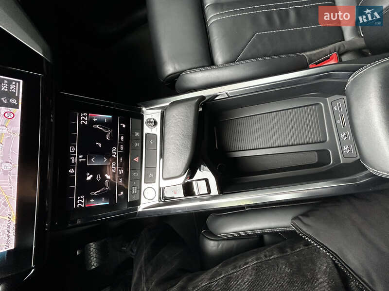 Внедорожник / Кроссовер Audi e-tron 2019 в Львове