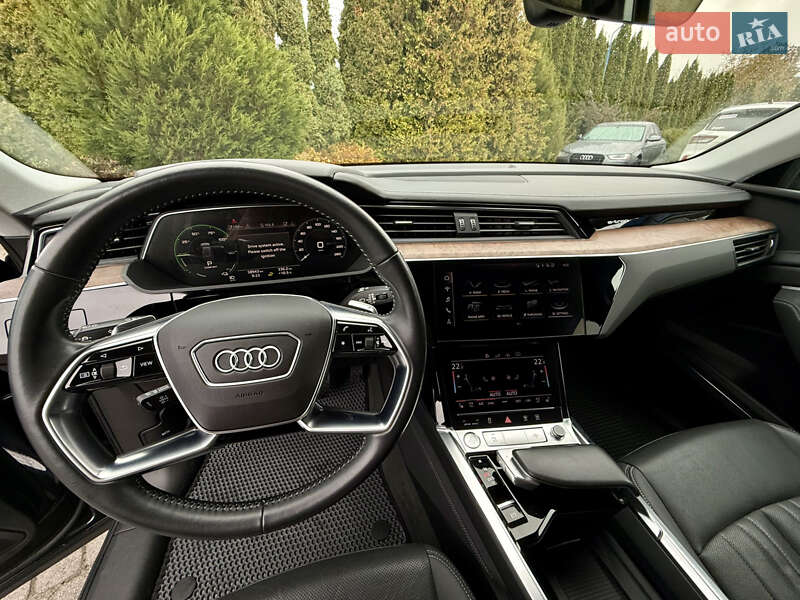 Внедорожник / Кроссовер Audi e-tron 2019 в Львове