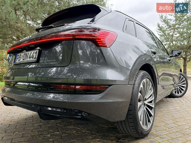 Позашляховик / Кросовер Audi e-tron 2020 в Дрогобичі