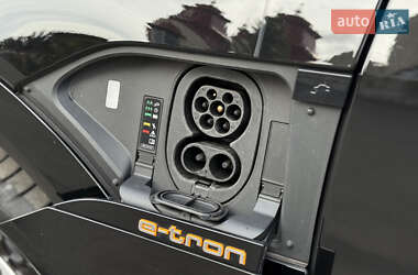 Внедорожник / Кроссовер Audi e-tron 2020 в 