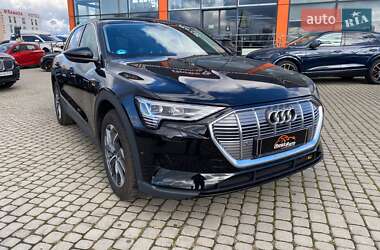 Audi e-tron 2022
