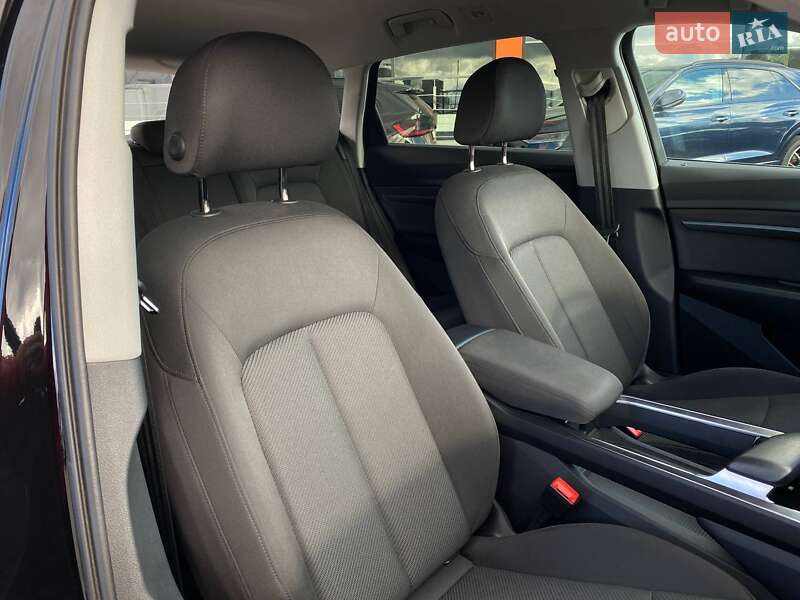 Позашляховик / Кросовер Audi e-tron 2022 в Львові