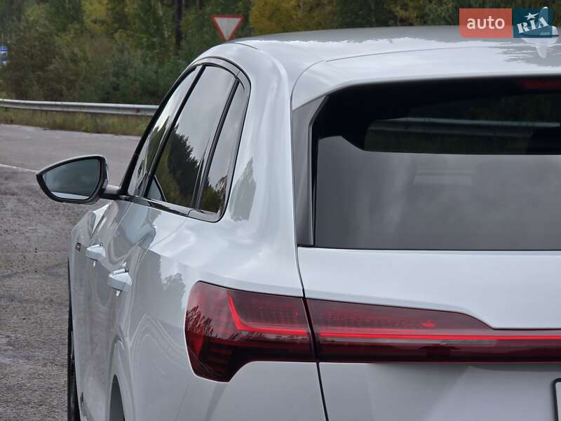 Внедорожник / Кроссовер Audi e-tron 2021 в Ковеле