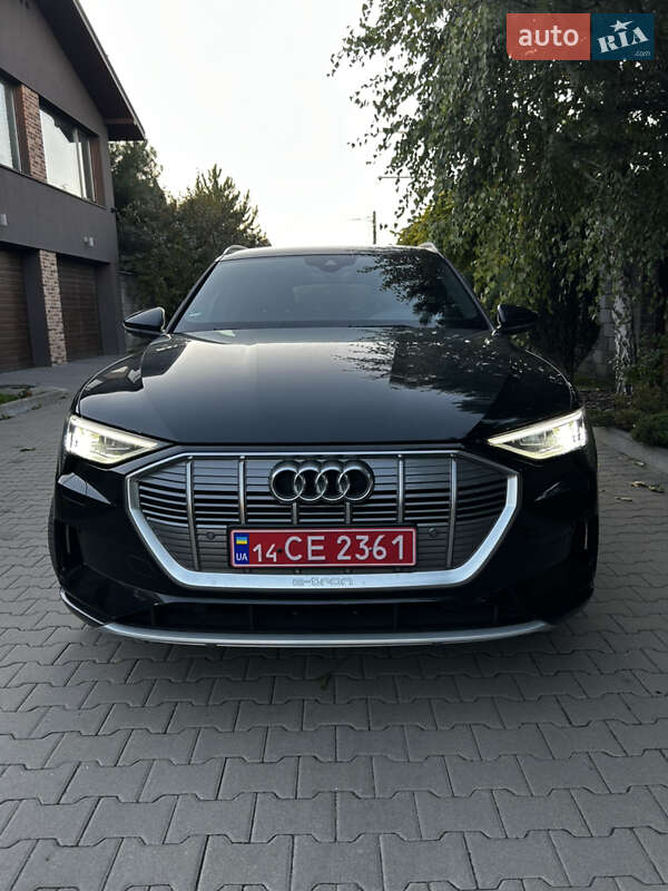 Позашляховик / Кросовер Audi e-tron 2023 в Києві
