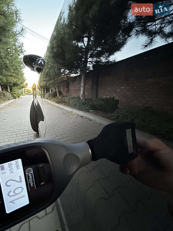 Позашляховик / Кросовер Audi e-tron 2023 в Києві