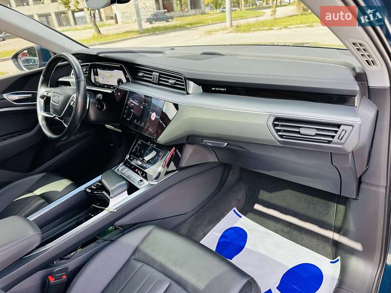 Позашляховик / Кросовер Audi e-tron 2020 в Тернополі