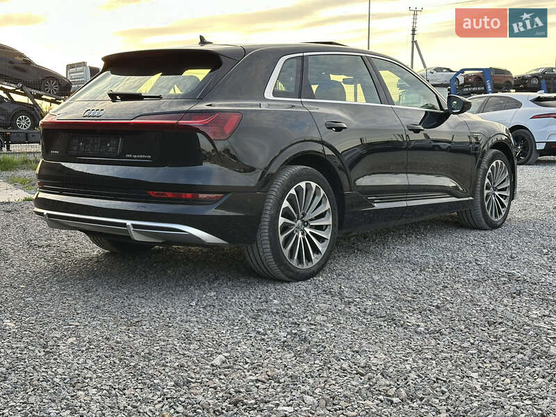 Позашляховик / Кросовер Audi e-tron 2020 в Львові