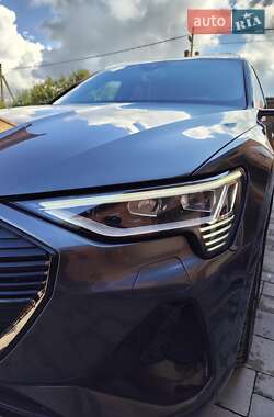 Позашляховик / Кросовер Audi e-tron 2021 в Радехові