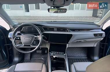 Внедорожник / Кроссовер Audi e-tron 2019 в 