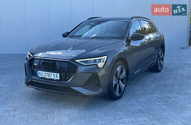 Позашляховик / Кросовер Audi e-tron 2020 в 