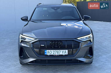 Позашляховик / Кросовер Audi e-tron 2020 в 