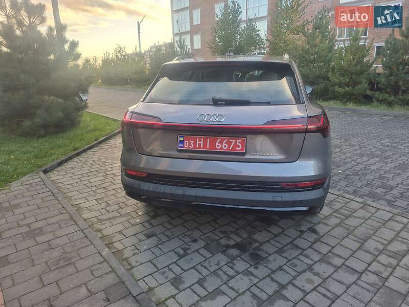 Позашляховик / Кросовер Audi e-tron 2020 в Хмельницькому