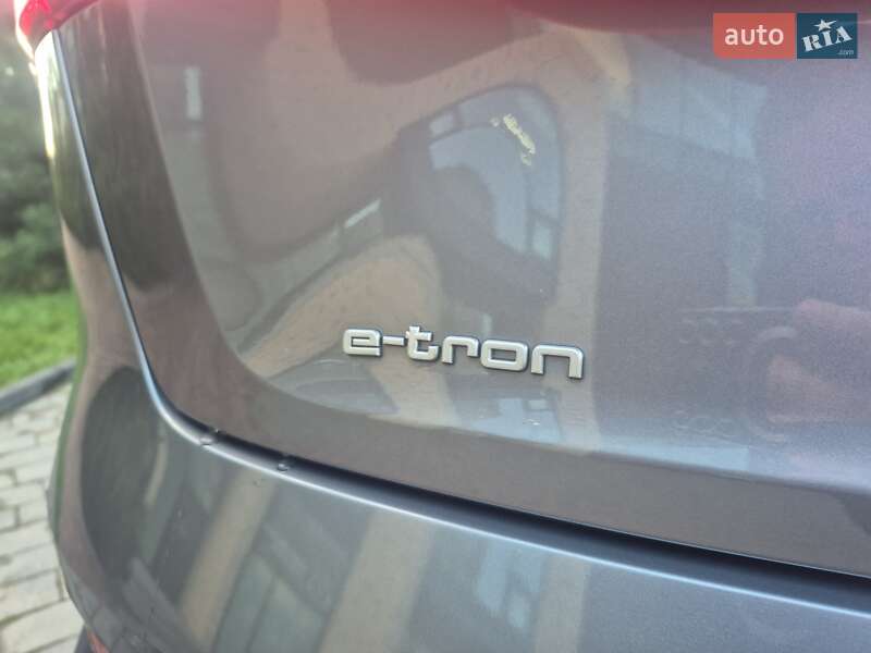 Позашляховик / Кросовер Audi e-tron 2020 в Хмельницькому