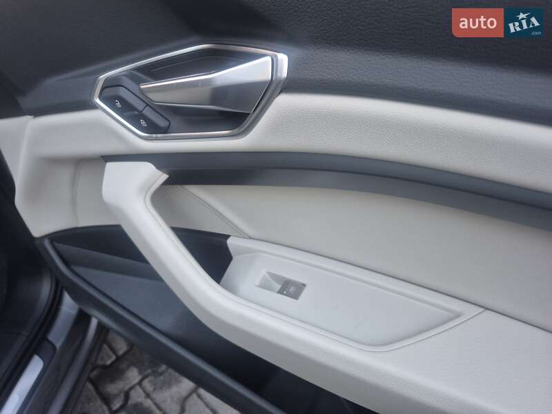 Позашляховик / Кросовер Audi e-tron 2020 в Хмельницькому