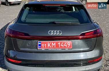 Позашляховик / Кросовер Audi e-tron 2020 в 