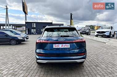 Внедорожник / Кроссовер Audi e-tron 2019 в 