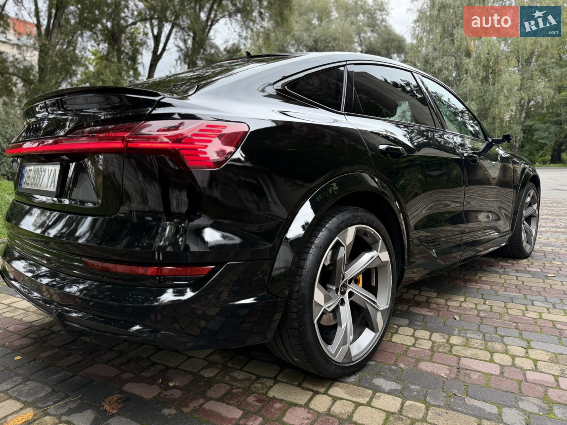2022 Audi e-tron - мініатюра 5