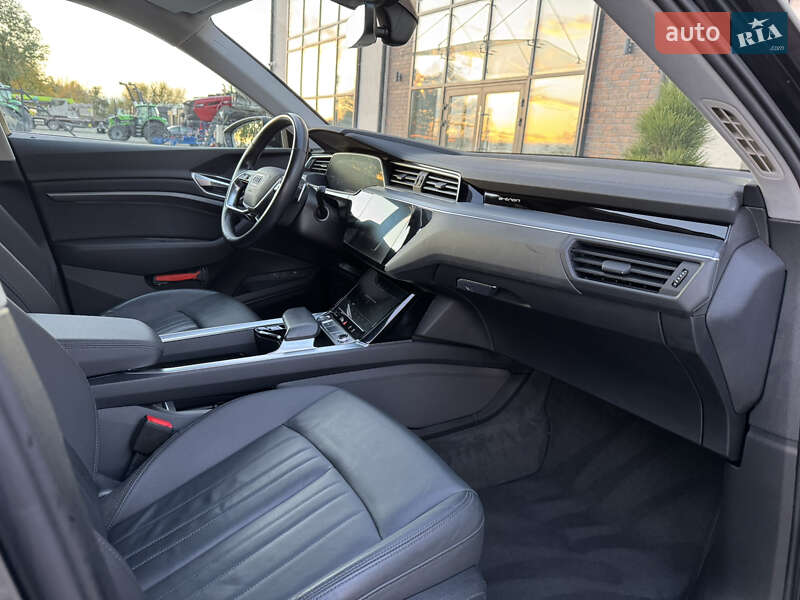 Позашляховик / Кросовер Audi e-tron 2020 в Тернополі