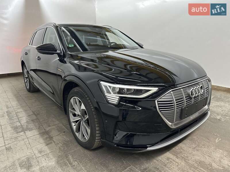 Внедорожник / Кроссовер Audi e-tron 2022 в Киеве фото 4 Внедорожник / Кроссовер Audi e-tron 2022 в Киеве