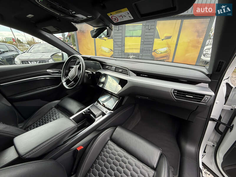 Внедорожник / Кроссовер Audi e-tron 2021 в Стрые