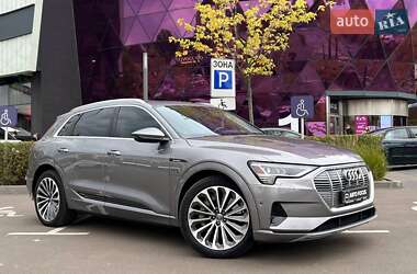 Audi e-tron 2019
