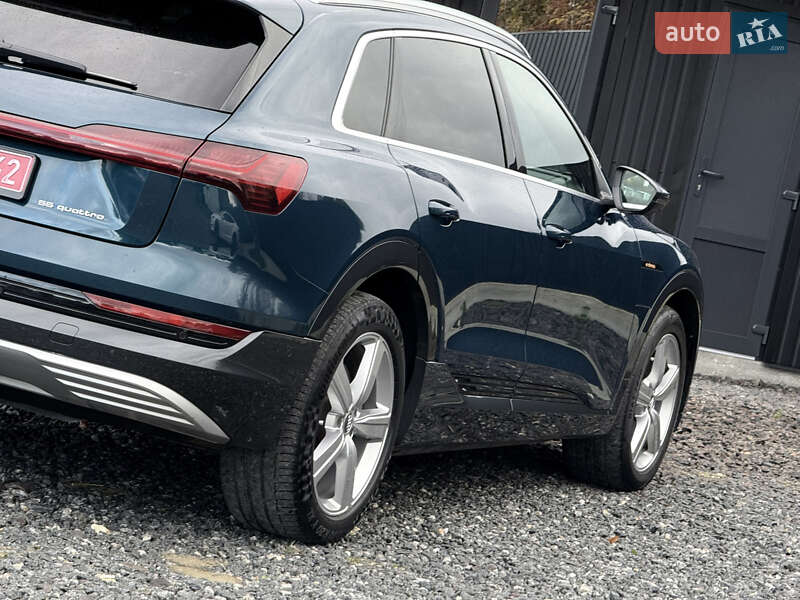 Позашляховик / Кросовер Audi e-tron 2019 в Дрогобичі
