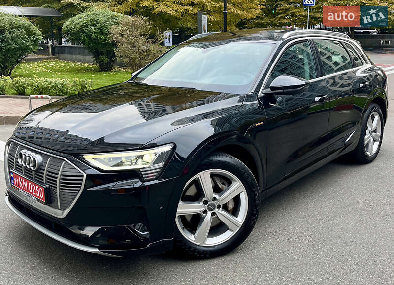 Audi e-tron 2019