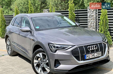 Audi e-tron 2019