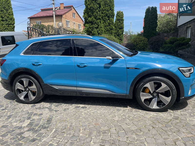 Внедорожник / Кроссовер Audi e-tron 2019 в Львове фото 4 Внедорожник / Кроссовер Audi e-tron 2019 в Львове