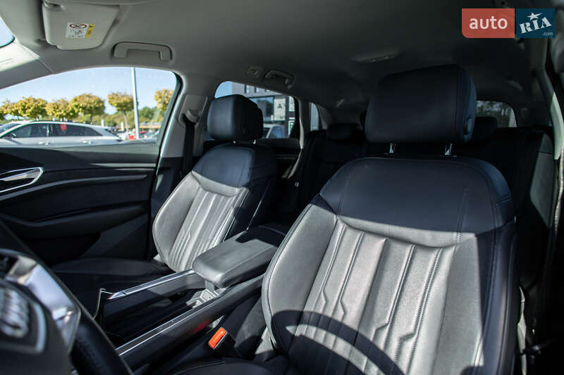 Позашляховик / Кросовер Audi e-tron 2021 в Львові