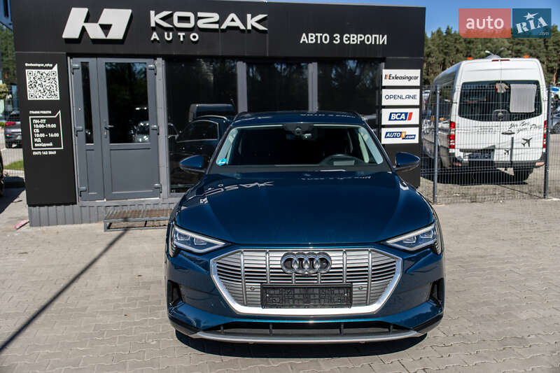 Позашляховик / Кросовер Audi e-tron 2021 в Львові
