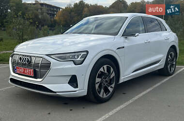 Audi e-tron 2021