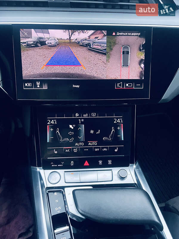 Позашляховик / Кросовер Audi e-tron 2019 в Бродах