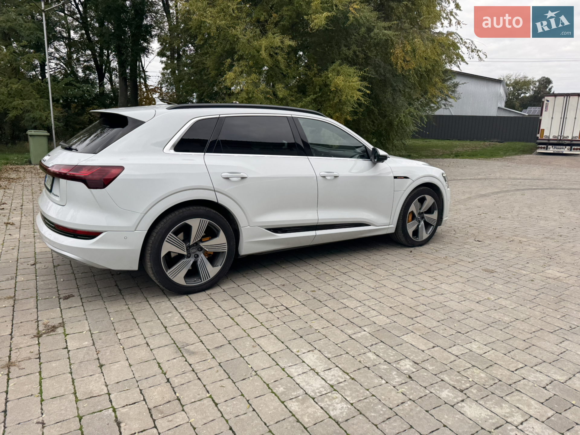 2018 Audi e-tron - мініатюра 14