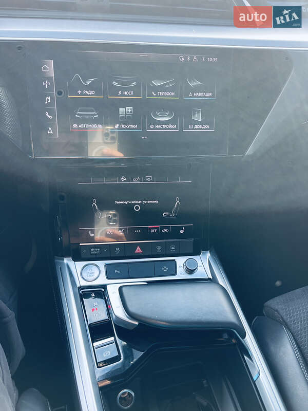 Внедорожник / Кроссовер Audi e-tron 2019 в Бродах фото 34 Внедорожник / Кроссовер Audi e-tron 2019 в Бродах