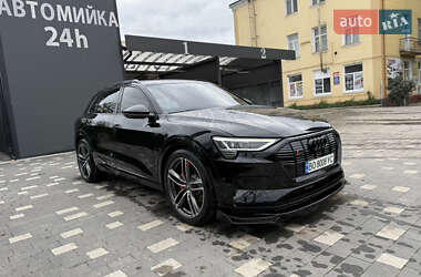 Позашляховик / Кросовер Audi e-tron 2020 в 