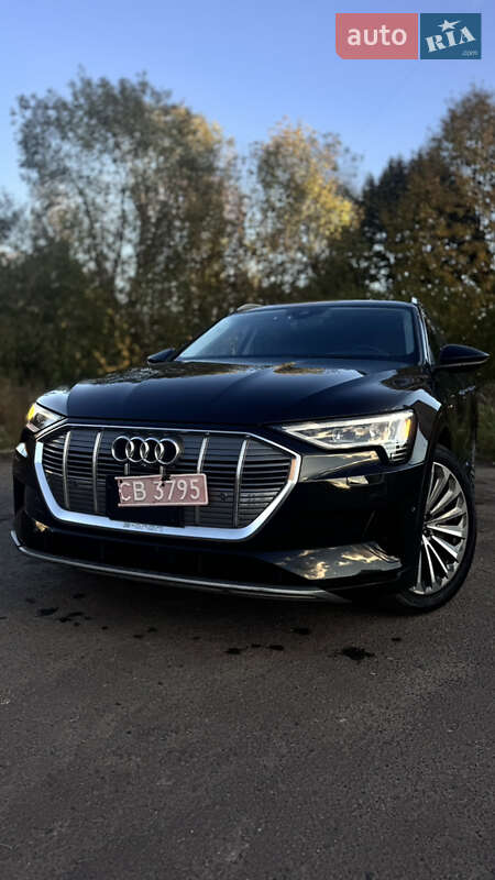 Позашляховик / Кросовер Audi e-tron 2019 в Львові