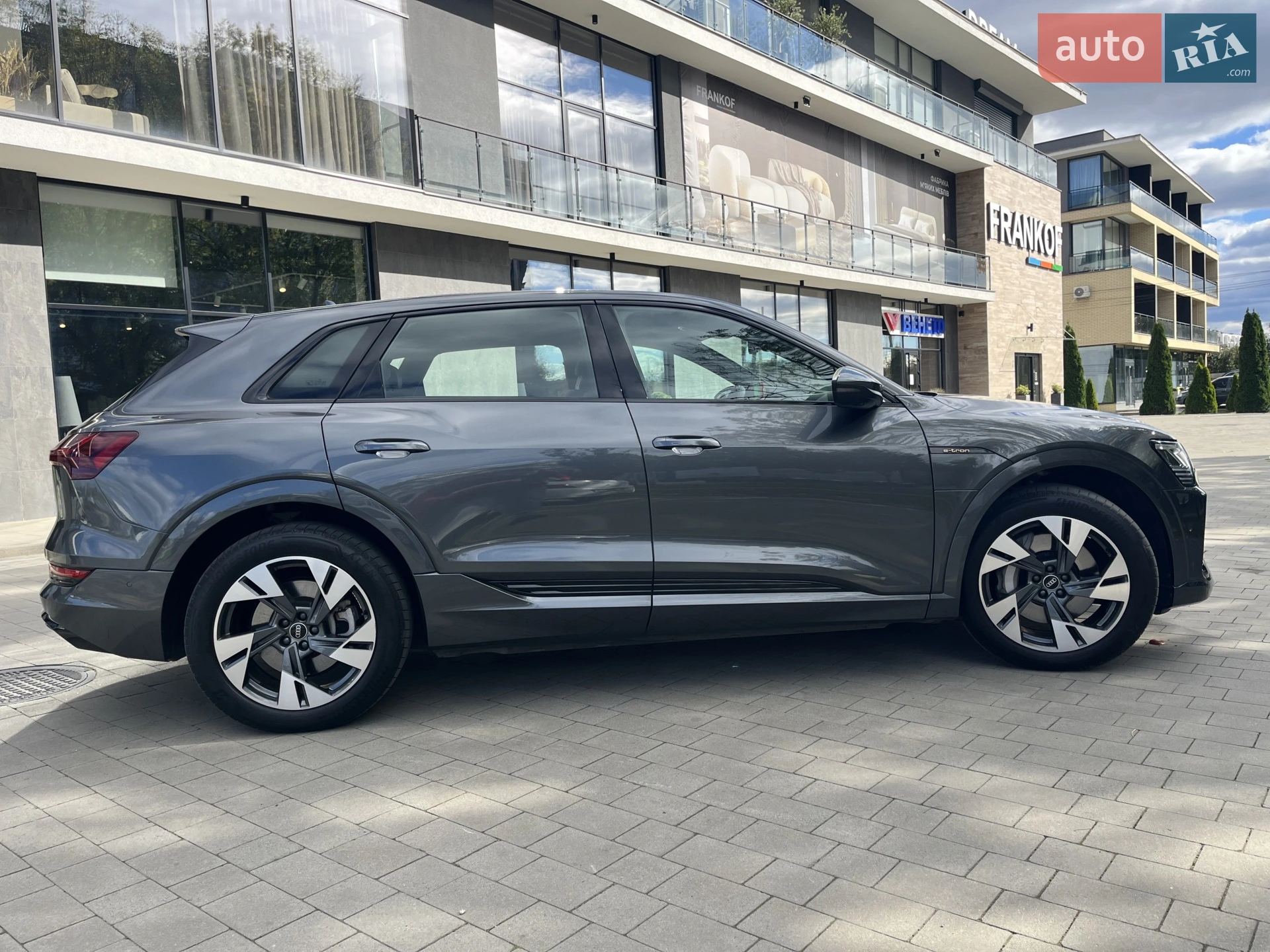 2023 Audi e-tron - мініатюра 7
