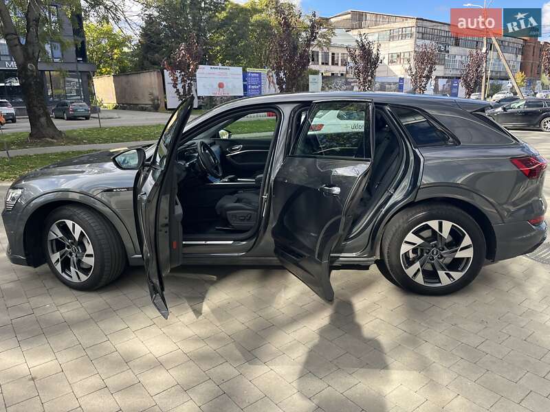 Позашляховик / Кросовер Audi e-tron 2023 в Ужгороді фото 10 Позашляховик / Кросовер Audi e-tron 2023 в Ужгороді