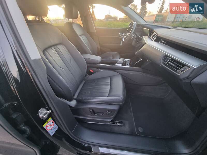 Позашляховик / Кросовер Audi e-tron 2021 в Коломиї