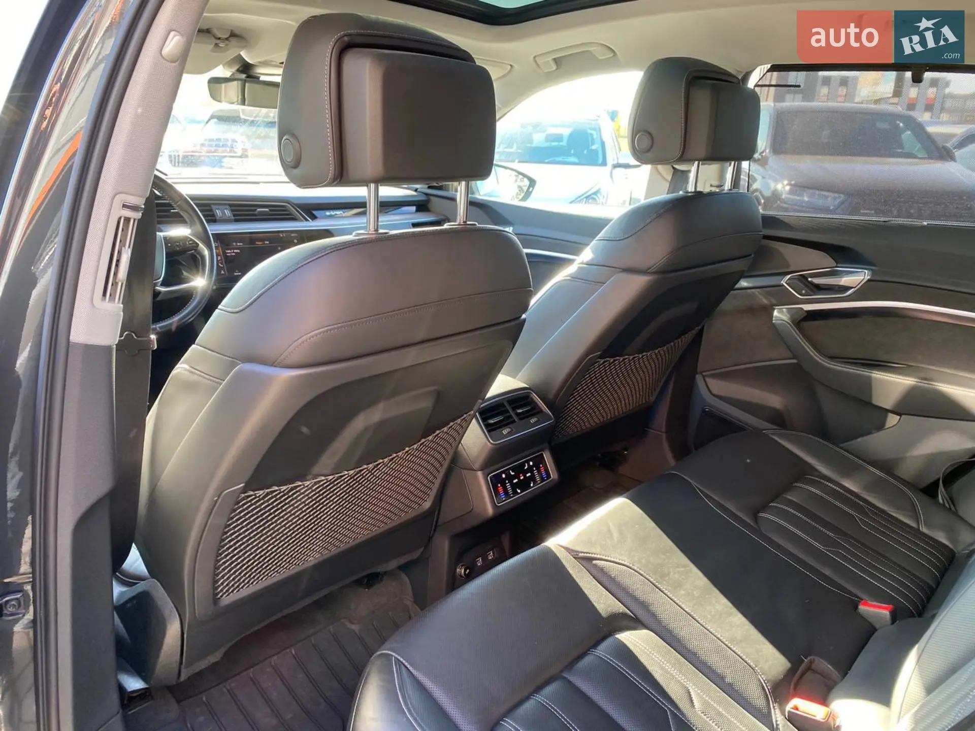 2019 Audi e-tron - мініатюра 24