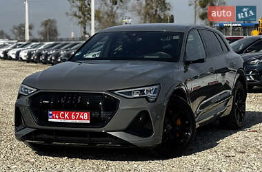 Audi e-tron 2022