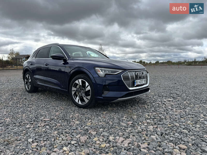 Позашляховик / Кросовер Audi e-tron 2020 в Києві фото 5 Позашляховик / Кросовер Audi e-tron 2020 в Києві