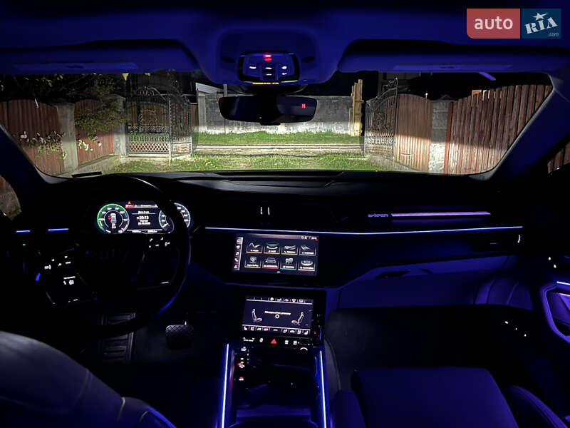 Позашляховик / Кросовер Audi e-tron 2019 в Івано-Франківську фото 23 Позашляховик / Кросовер Audi e-tron 2019 в Івано-Франківську