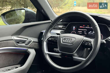 Внедорожник / Кроссовер Audi e-tron 2020 в 