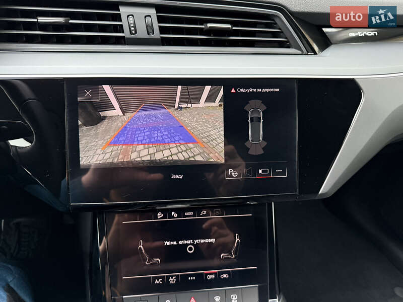 Позашляховик / Кросовер Audi e-tron 2022 в Луцьку